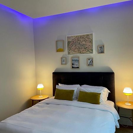 St Germain Beauvoir Chicsuites París Exterior foto